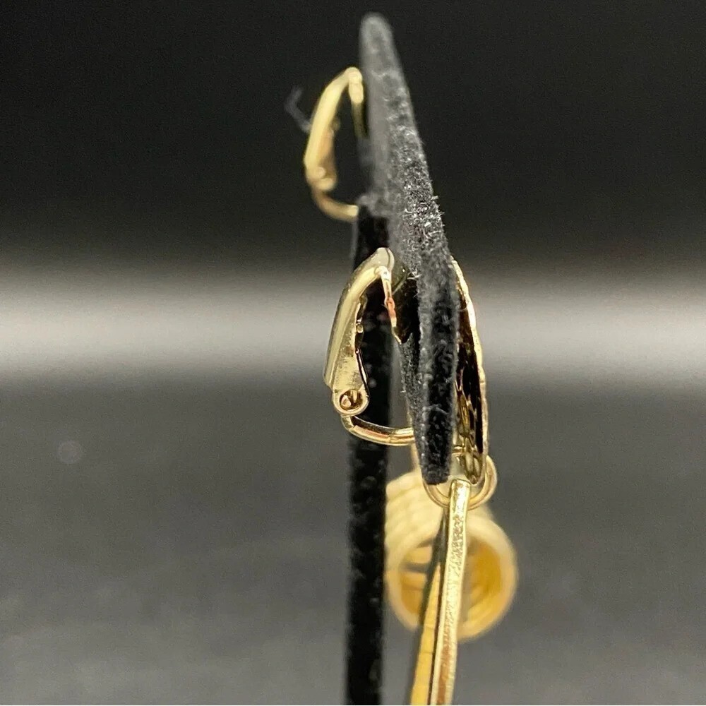 Vintage 80s Hammered Gold Tone Dangly Hoop Earrings - Clip oN - Picture 4 of 11